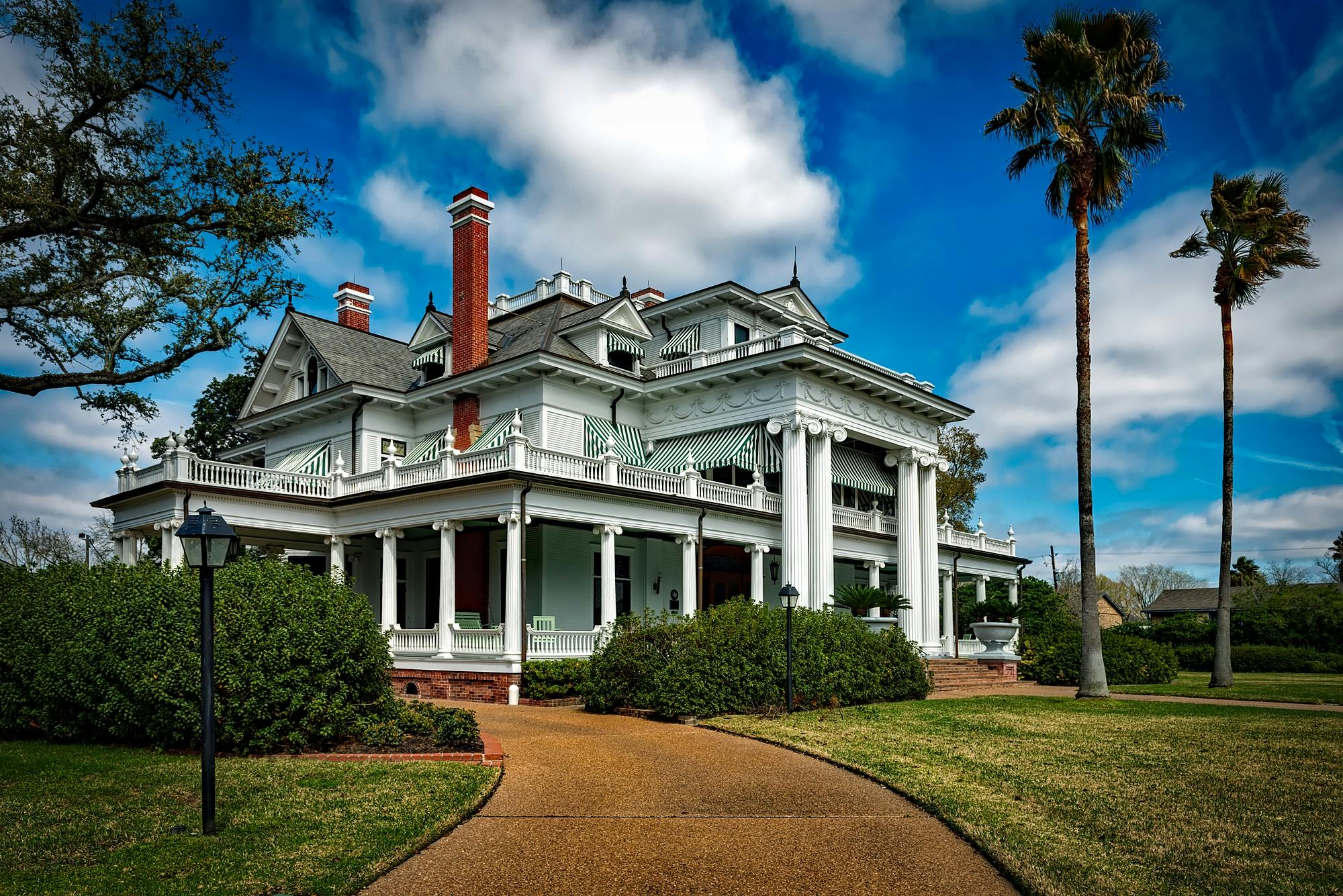 First Home: A Step-by-Step Guide on How to Buy Your First Home